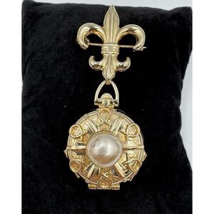Vintage Coro Signed Gold Tone Faux Pearl Four Picture Fleur De Lis Locket Brooch